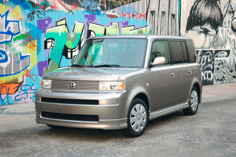 Illustration for article titled I Need A Cheap Ride To Help Me Get Back On My Feet! What Car Should I Buy?